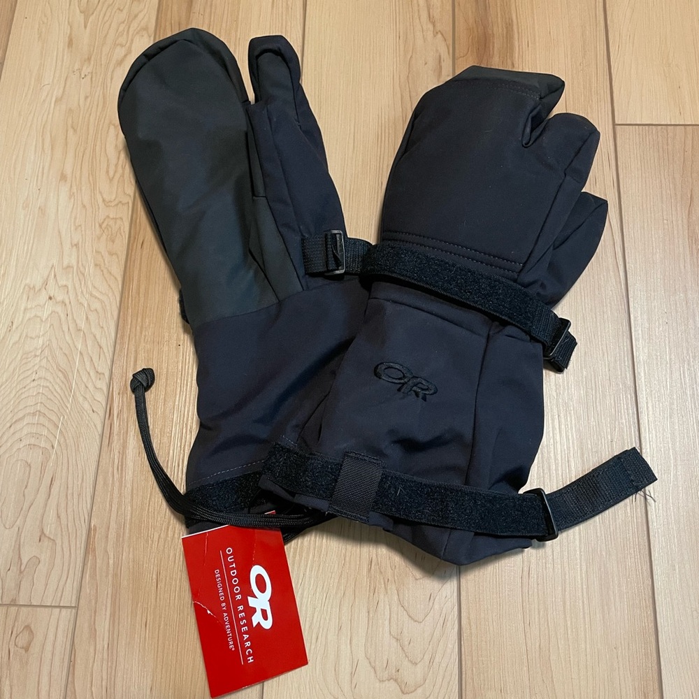 NWT Outdoor Research Mutant Mitts Military